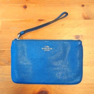 Corner zip Coach wristlet